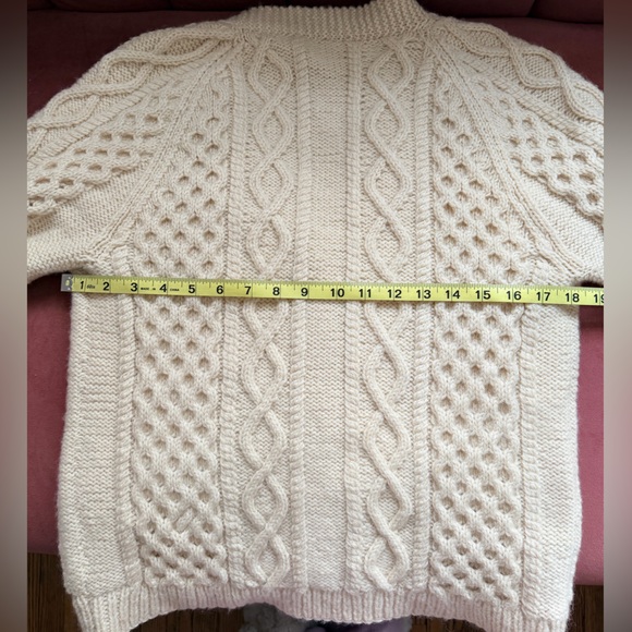 Vintage Cozy Cable Knit Cardigan - Picture 5 of 10